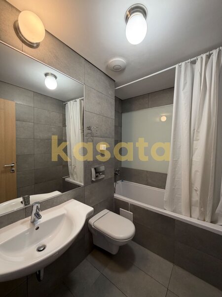 Zona de Nord Apartament de vanzare 2 Camere  Complex Upground